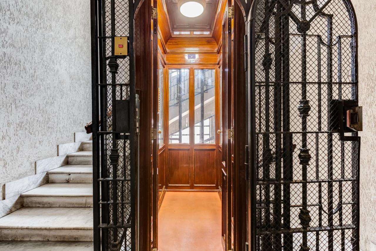 Lovely Loft In The Center Of Rome. Fabrizia Apartment *